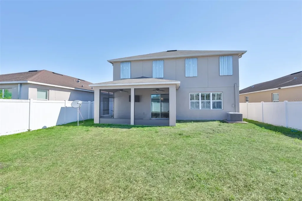 10604 Aldo Moro Drive Wimauma FL 33598