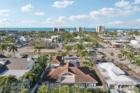 125 S Blvd Of Presidents Sarasota FL 34236