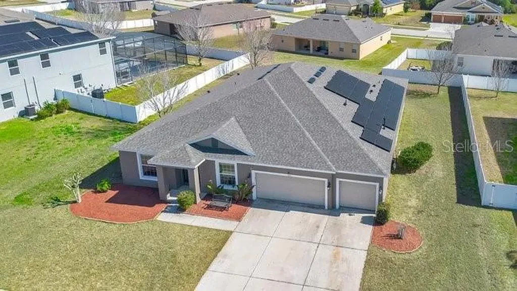 1422 Sharon Rose Trace Deltona FL 32725