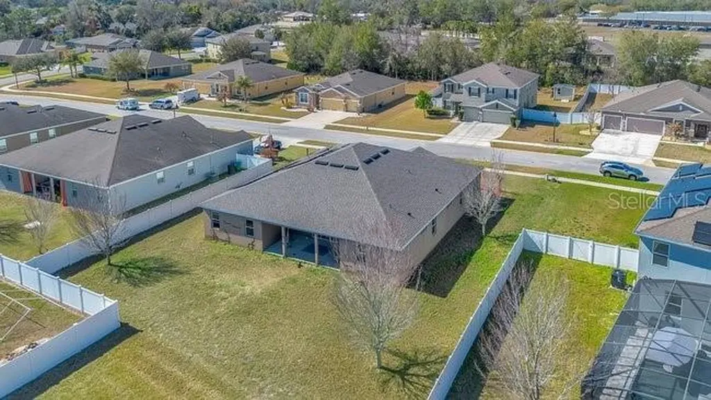 1422 Sharon Rose Trace Deltona FL 32725