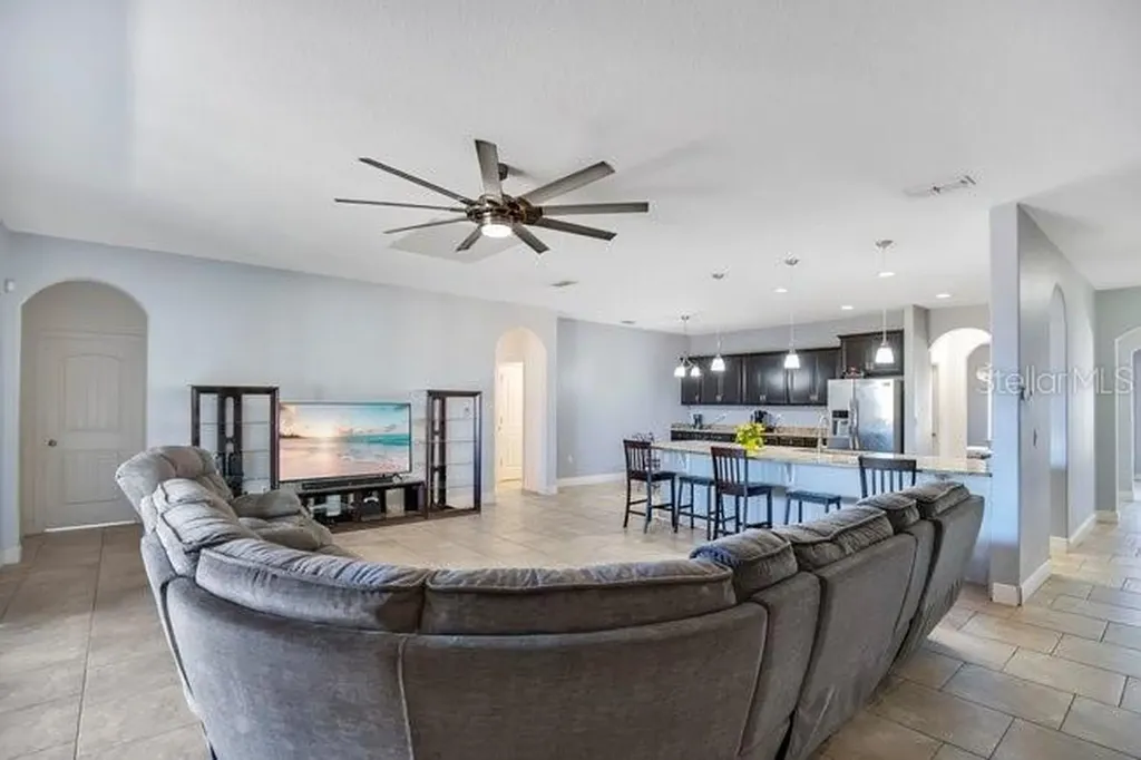 1422 Sharon Rose Trace Deltona FL 32725