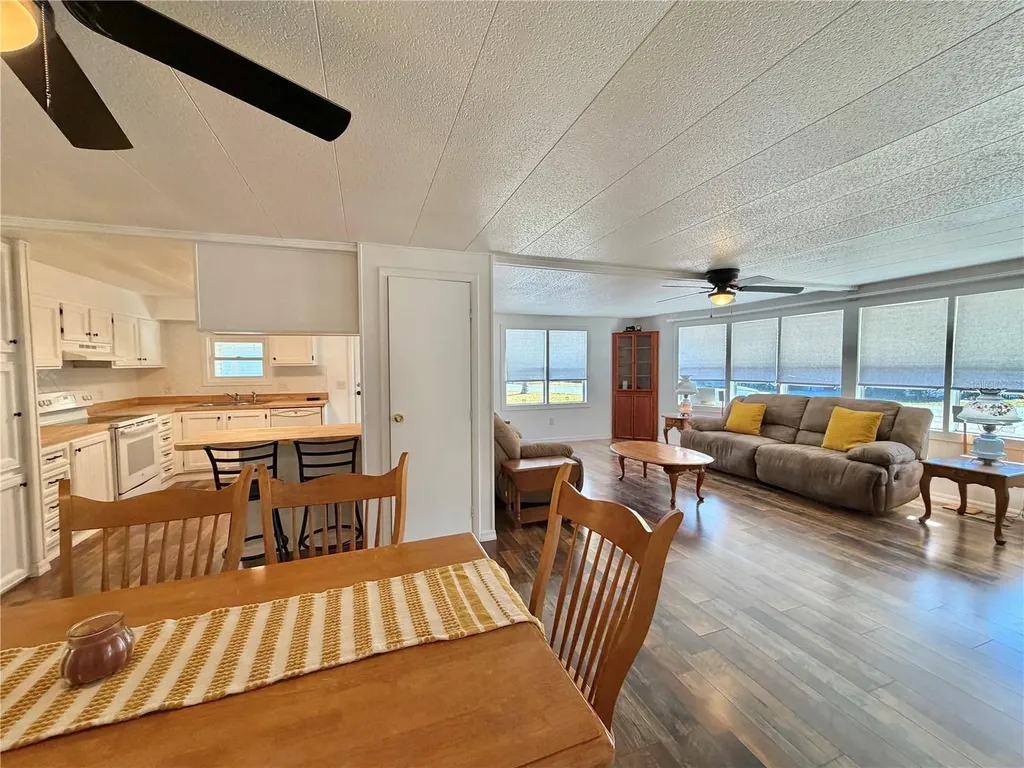 103 Tamarisk Way Leesburg FL 34748