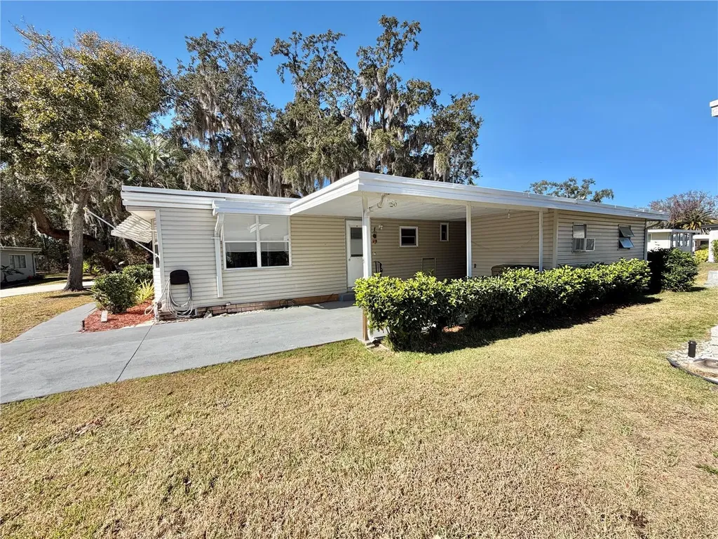 103 Tamarisk Way Leesburg FL 34748