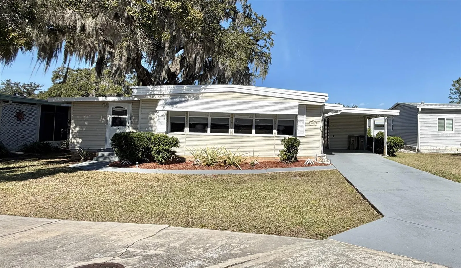 103 Tamarisk Way Leesburg FL 34748