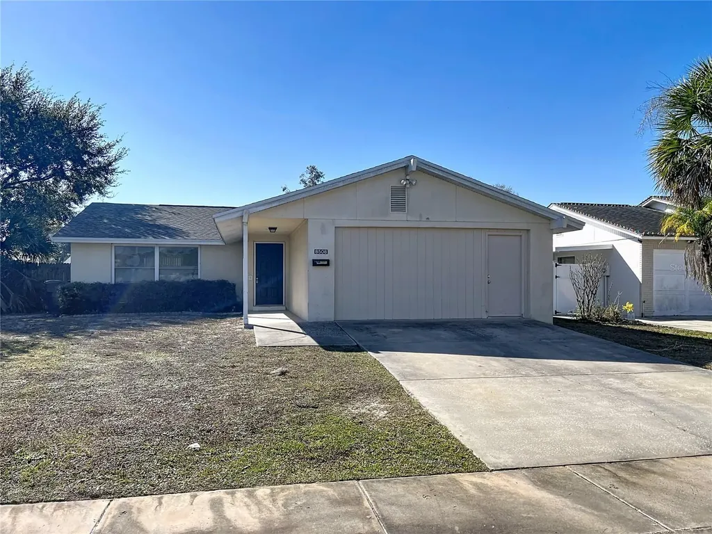 8508 Woodhurst Drive Tampa FL 33615