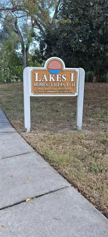 4737 Lake Villa Drive Clearwater FL 33762