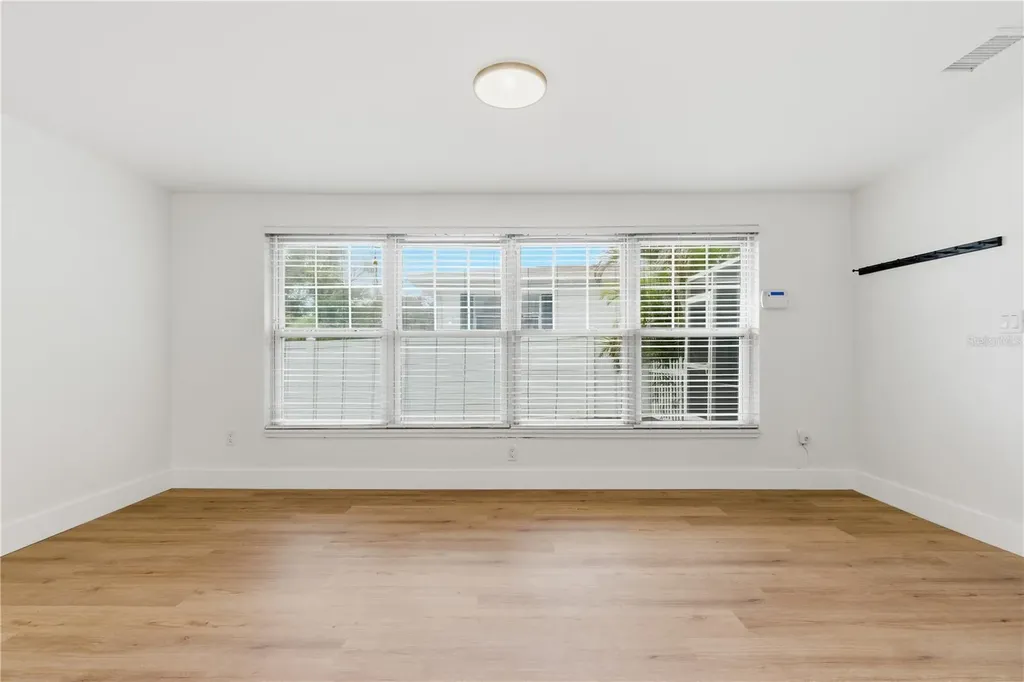 327 Sunny Lane Belleair FL 33756