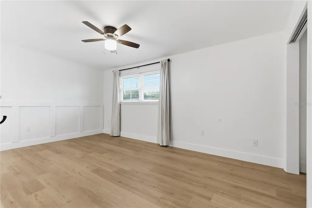 327 Sunny Lane Belleair FL 33756