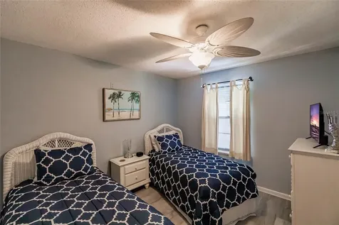 6061 E Peppertree Way Sarasota FL 34242