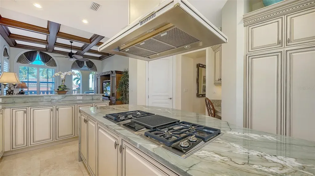 4127 Gulf Of Mexico Drive Longboat Key FL 34228