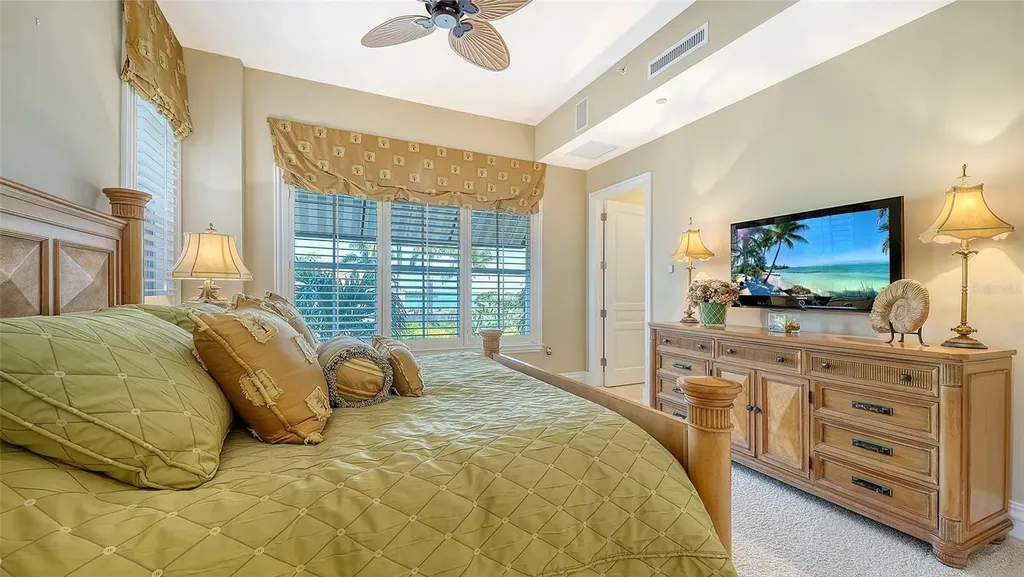4127 Gulf Of Mexico Drive Longboat Key FL 34228