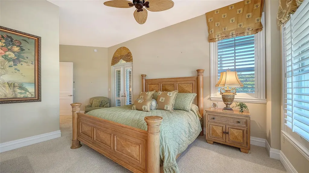 4127 Gulf Of Mexico Drive Longboat Key FL 34228