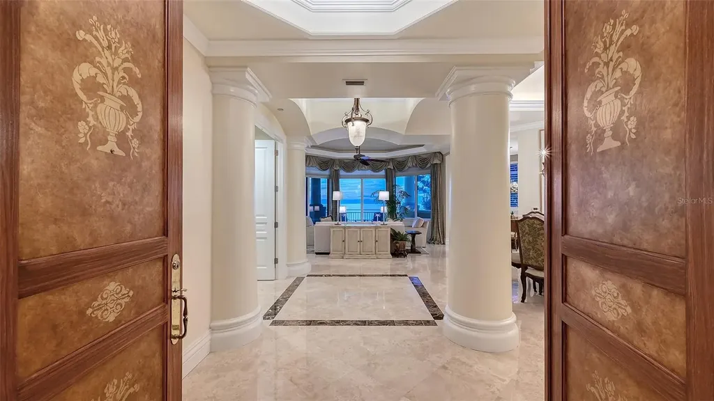 4127 Gulf Of Mexico Drive Longboat Key FL 34228