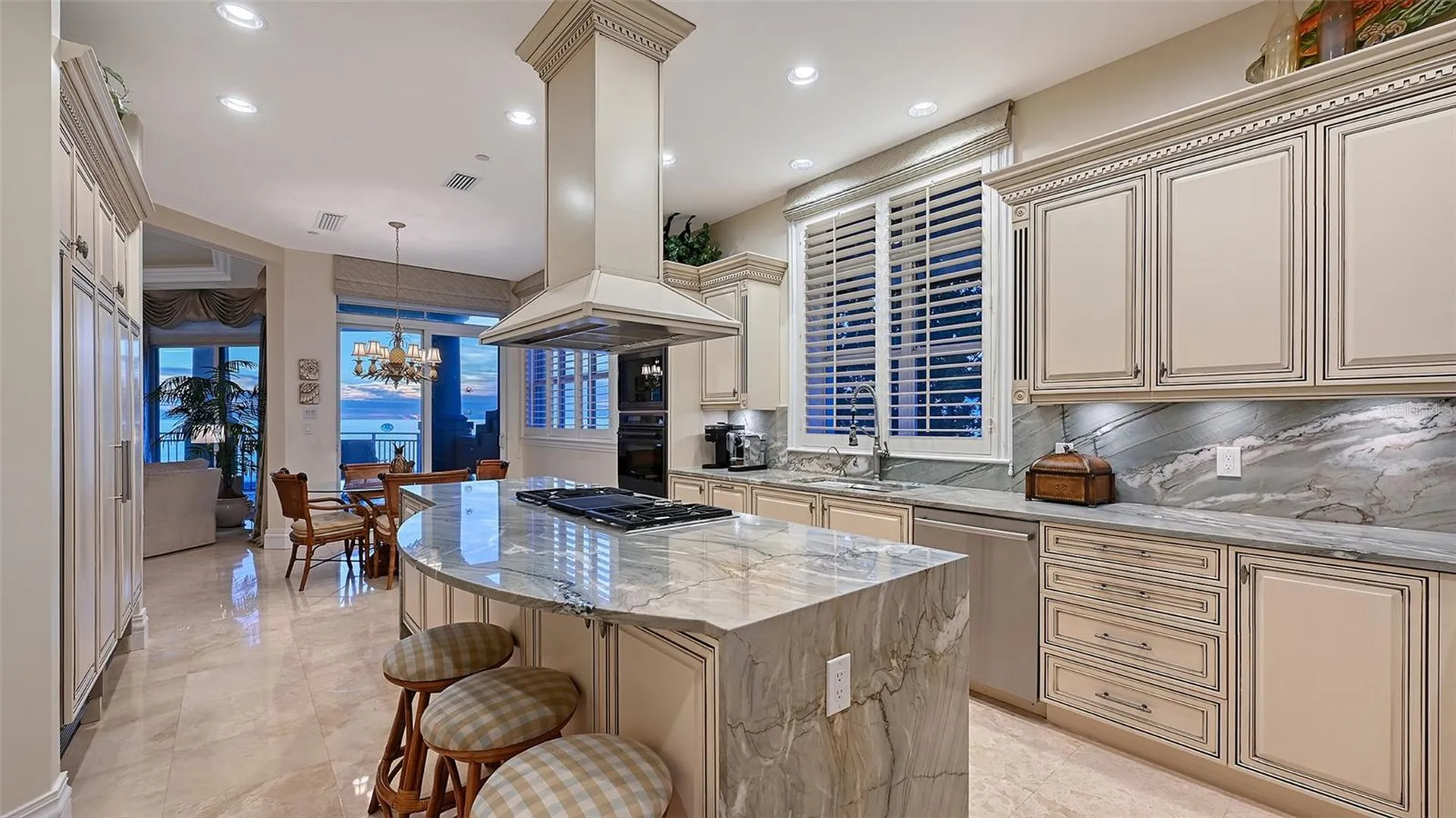 4127 Gulf Of Mexico Drive Longboat Key FL 34228