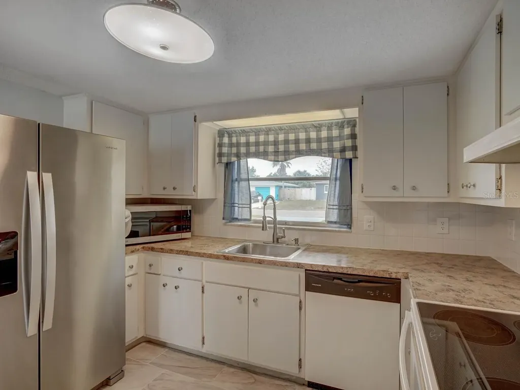 10320 Honeysuckle Lane Port Richey FL 34668