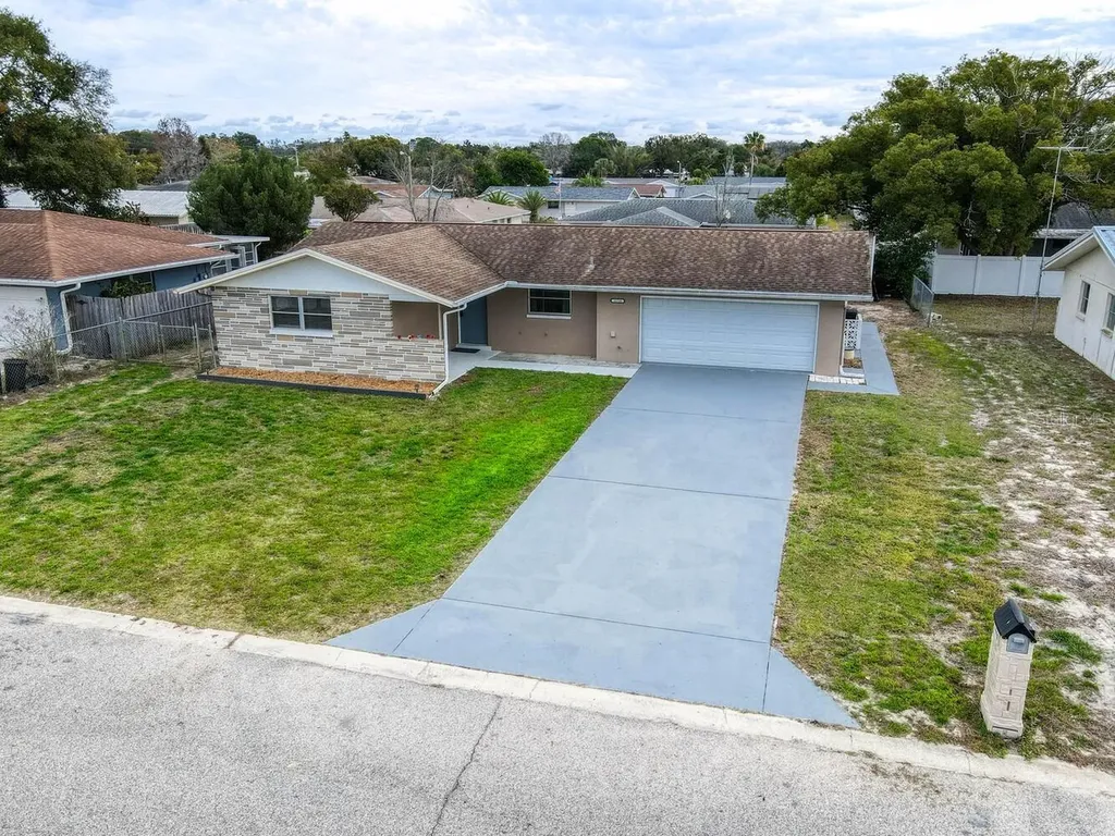 10320 Honeysuckle Lane Port Richey FL 34668