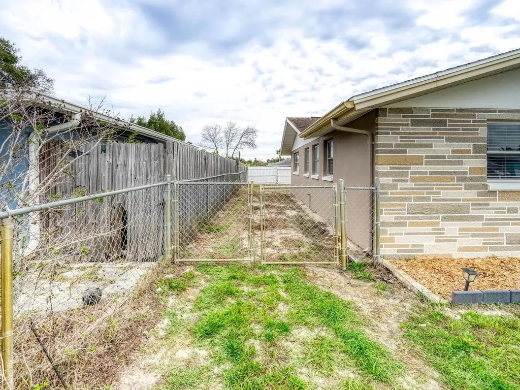 10320 Honeysuckle Lane Port Richey FL 34668