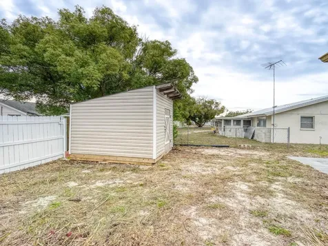 10320 Honeysuckle Lane Port Richey FL 34668
