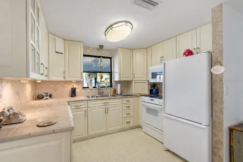 2091 Oyster Creek Drive Englewood FL 34224