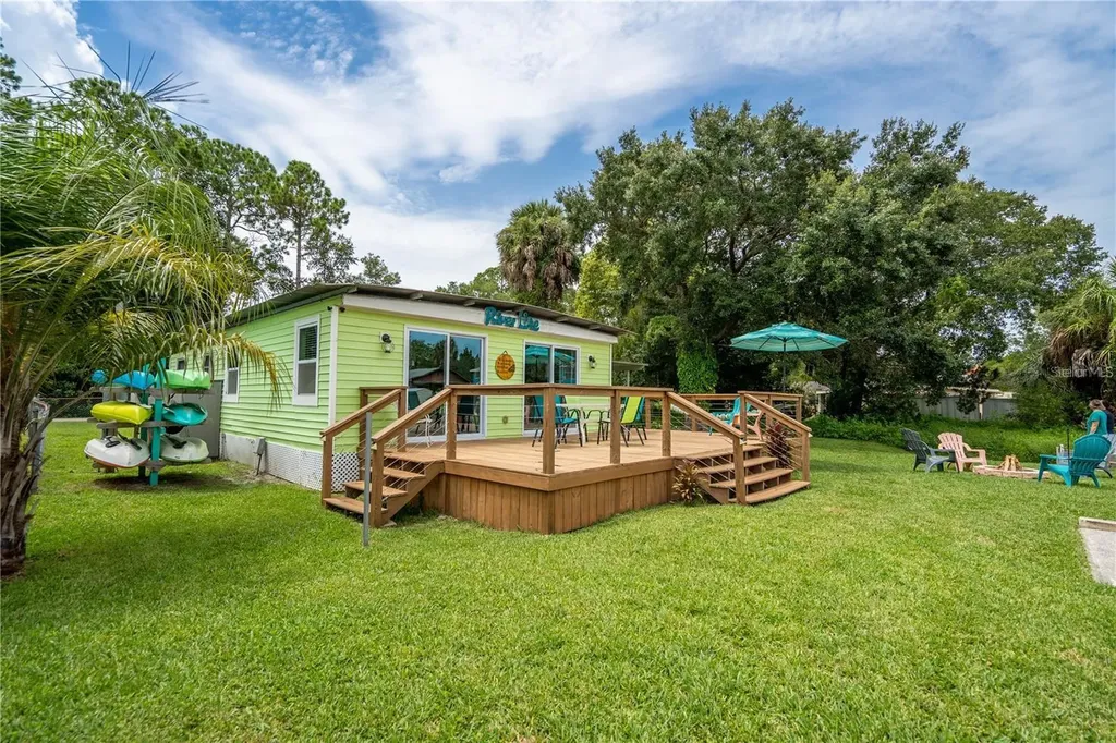 6051 Colony Circle Weeki Wachee FL 34607
