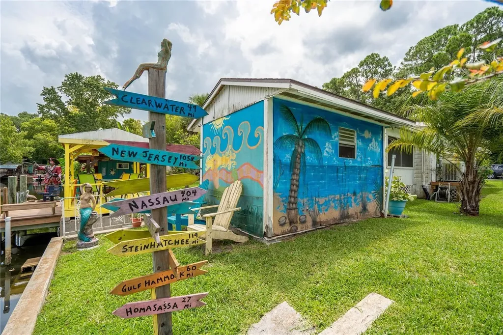 6051 Colony Circle Weeki Wachee FL 34607