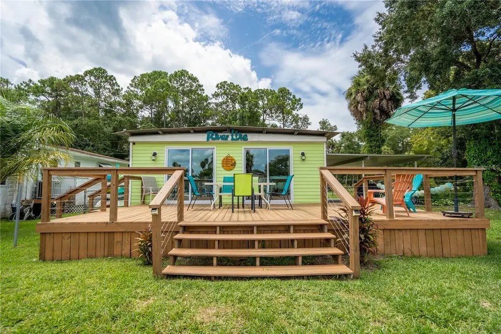 6051 Colony Circle Weeki Wachee FL 34607