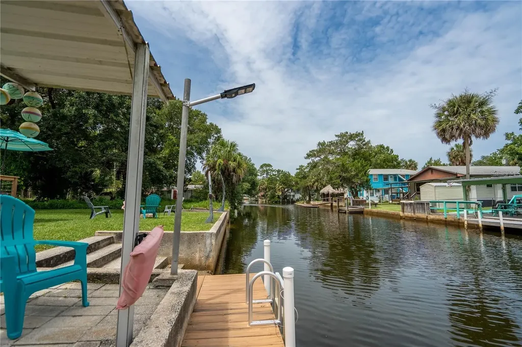 6051 Colony Circle Weeki Wachee FL 34607
