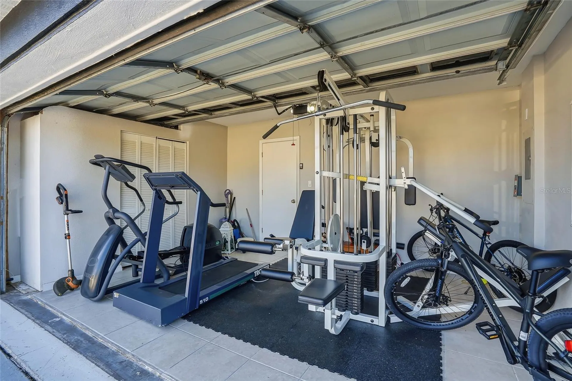 9209 Camino Villa Boulevard Tampa FL 33635