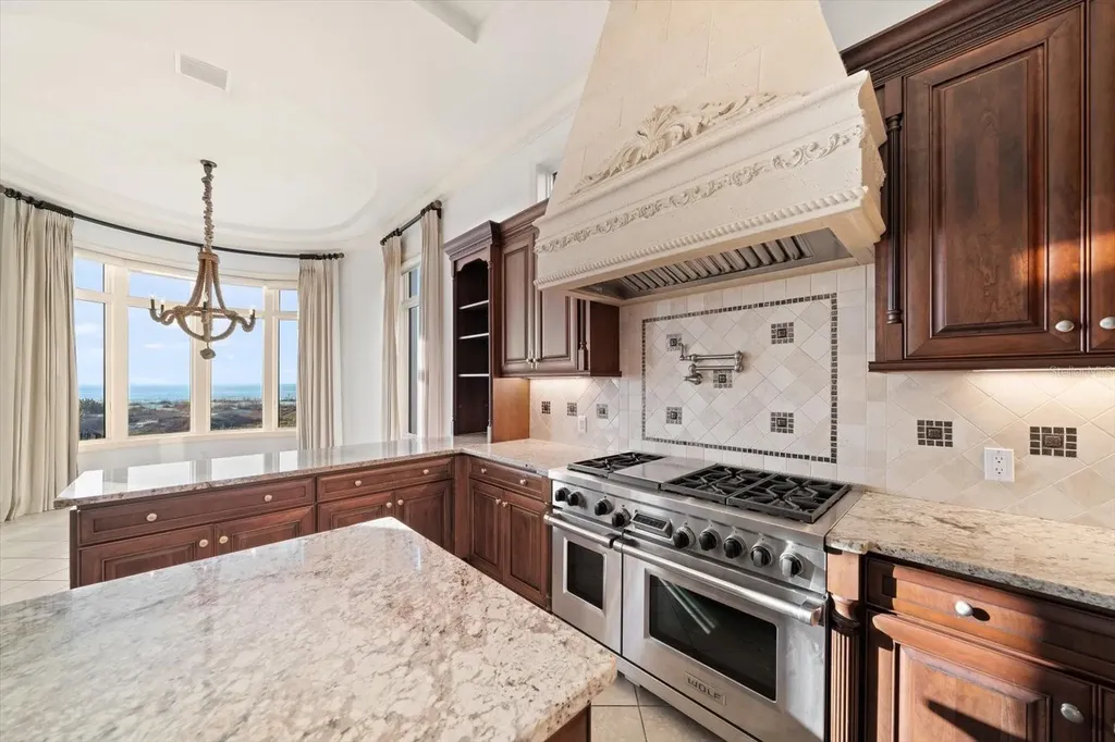 1040 Eldorado Avenue Clearwater Beach FL 33767