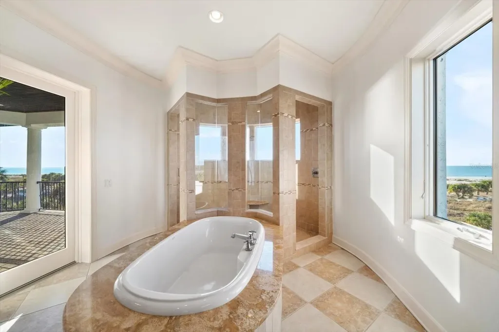1040 Eldorado Avenue Clearwater Beach FL 33767