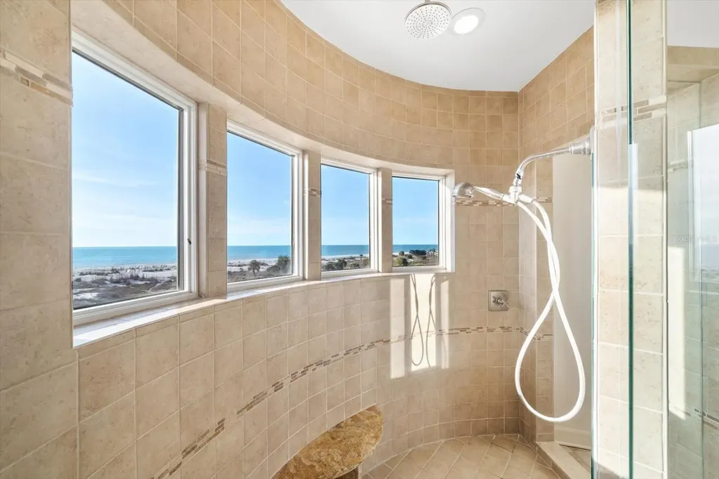 1040 Eldorado Avenue Clearwater Beach FL 33767