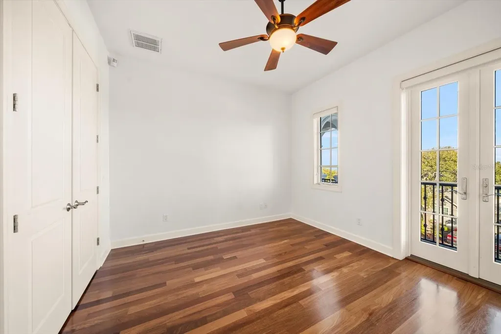 1040 Eldorado Avenue Clearwater Beach FL 33767
