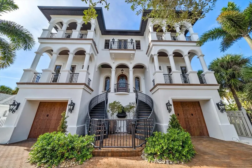 1040 Eldorado Avenue Clearwater Beach FL 33767