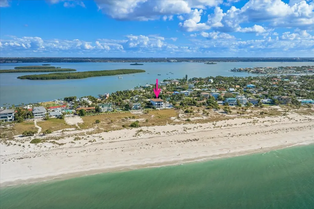 1040 Eldorado Avenue Clearwater Beach FL 33767