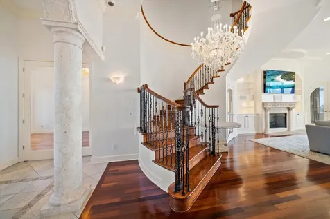 1040 Eldorado Avenue Clearwater Beach FL 33767