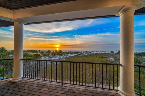 1040 Eldorado Avenue Clearwater Beach FL 33767