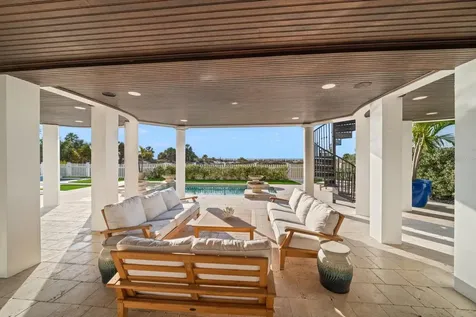 1040 Eldorado Avenue Clearwater Beach FL 33767