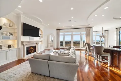 1040 Eldorado Avenue Clearwater Beach FL 33767