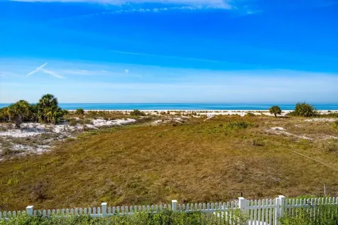 1040 Eldorado Avenue Clearwater Beach FL 33767