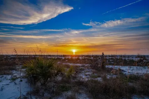 1040 Eldorado Avenue Clearwater Beach FL 33767