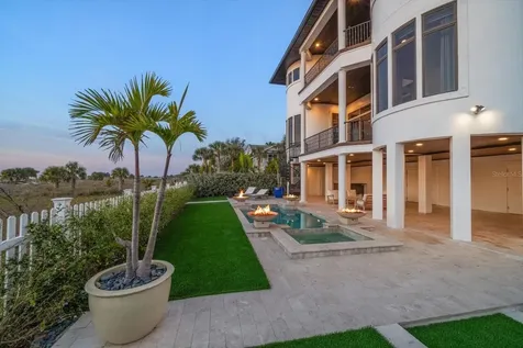 1040 Eldorado Avenue Clearwater Beach FL 33767