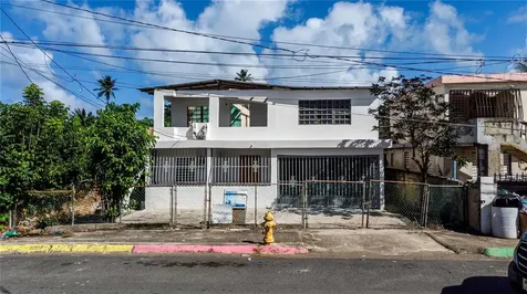 Calle 6 Medania Alta Loiza PR 00772