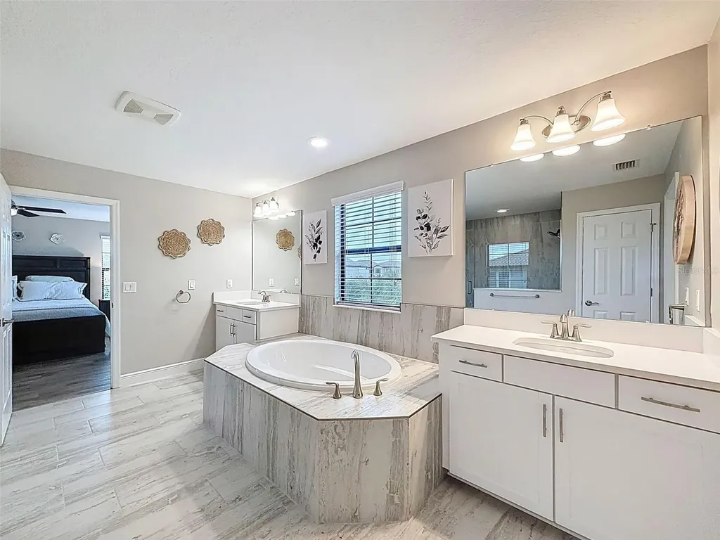 4312 Burdick Loop Odessa FL 33556