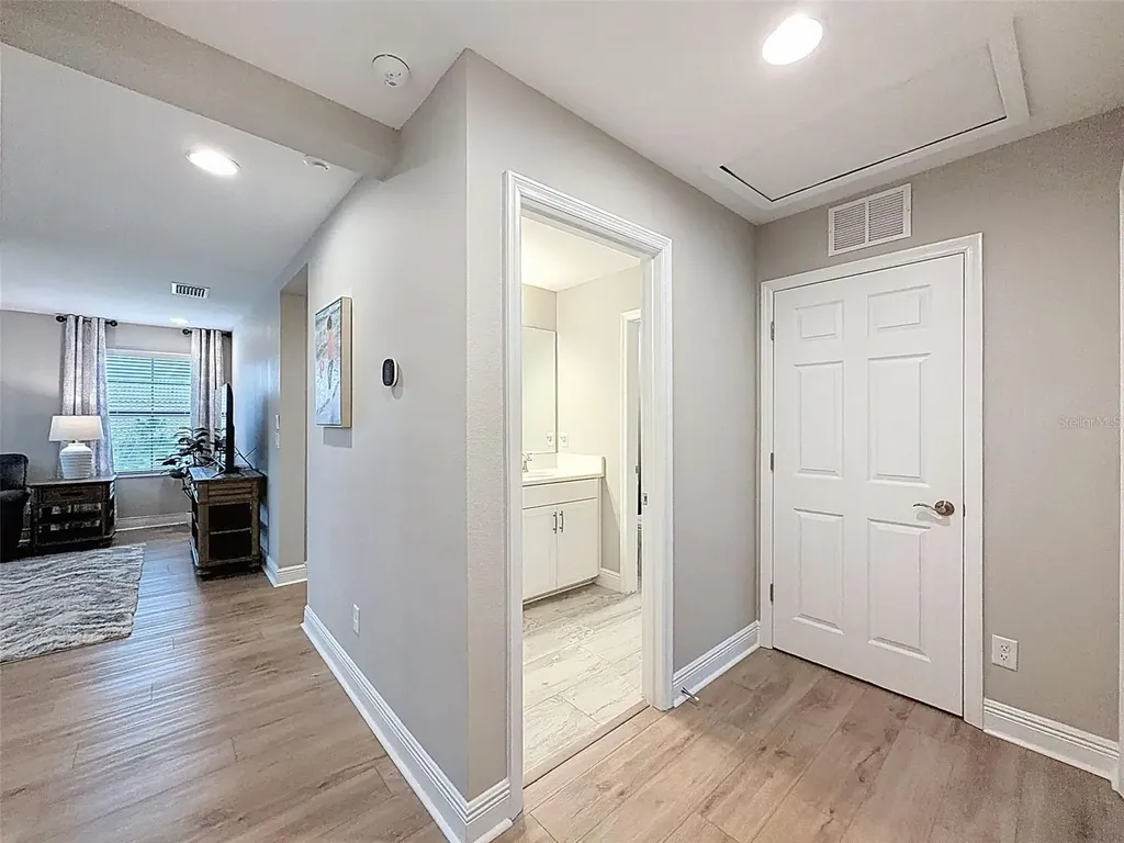 4312 Burdick Loop Odessa FL 33556