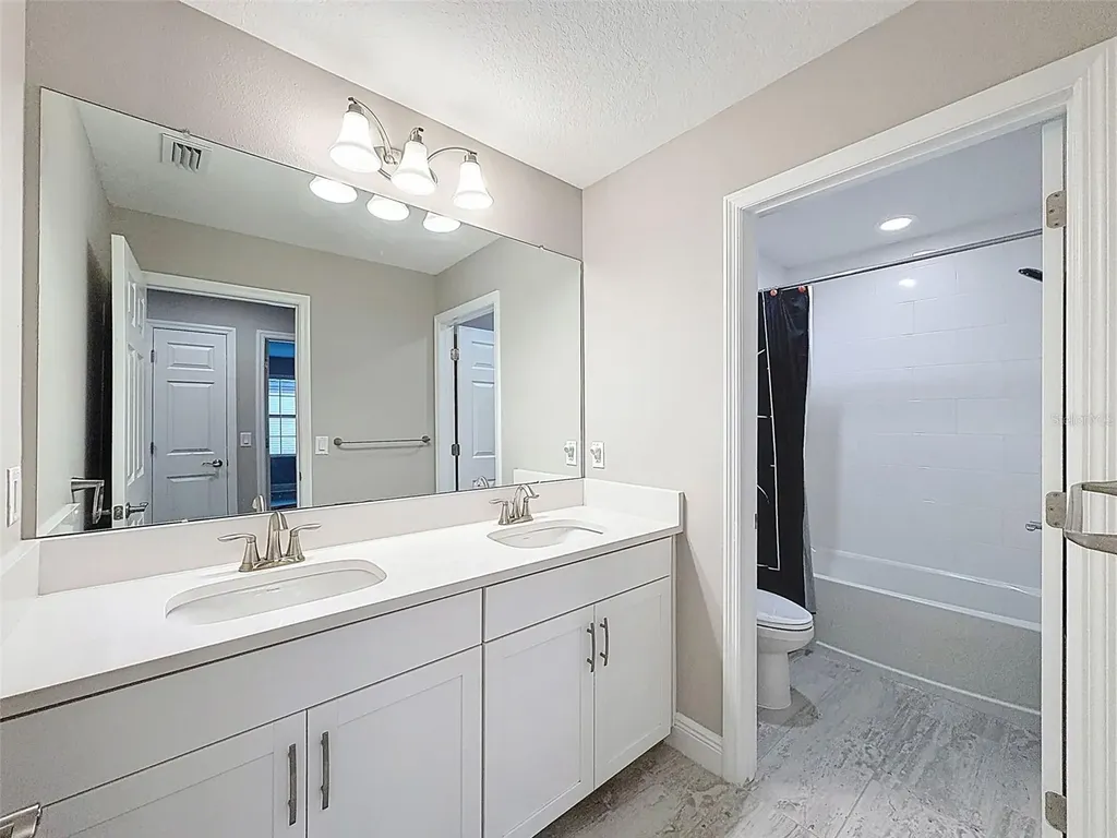 4312 Burdick Loop Odessa FL 33556