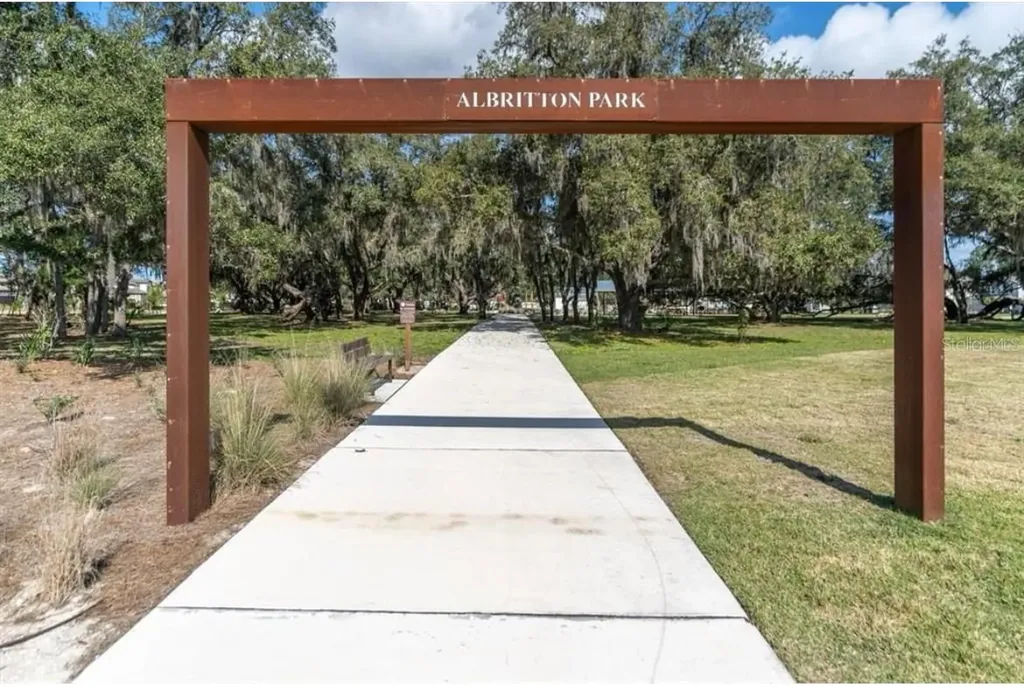 4312 Burdick Loop Odessa FL 33556