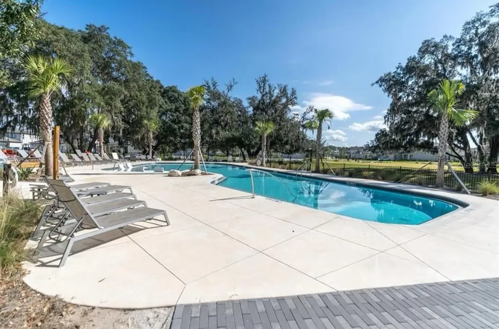 4312 Burdick Loop Odessa FL 33556