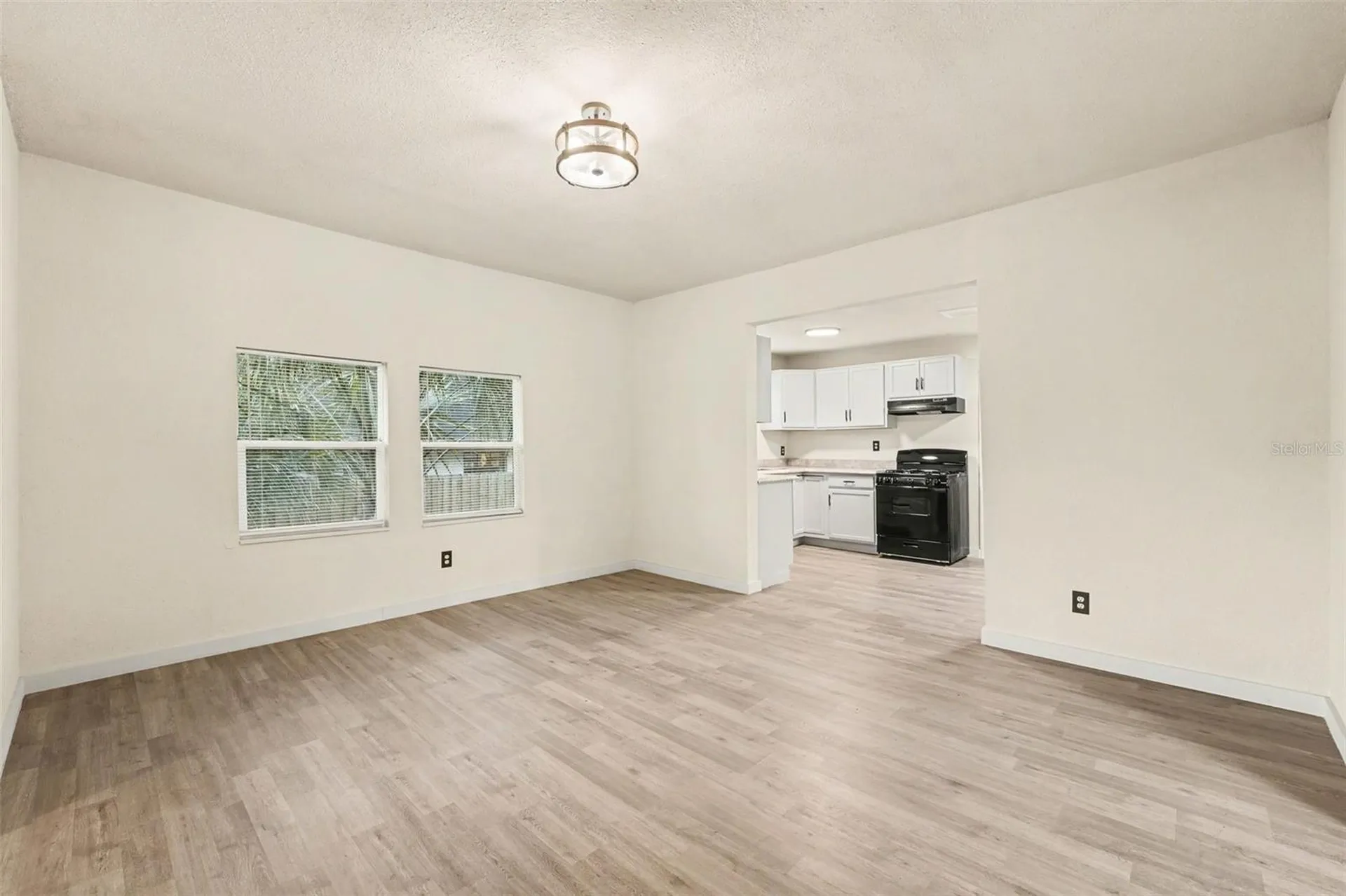 129 W Park Avenue Lake Wales FL 33853