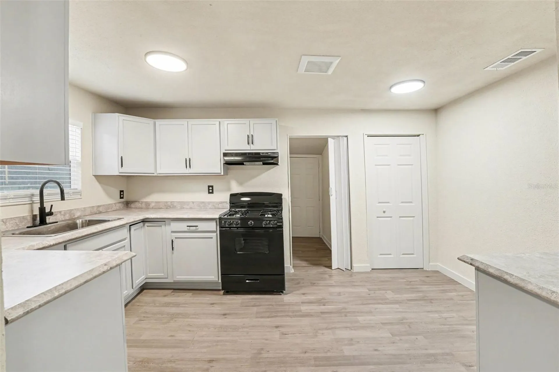 129 W Park Avenue Lake Wales FL 33853