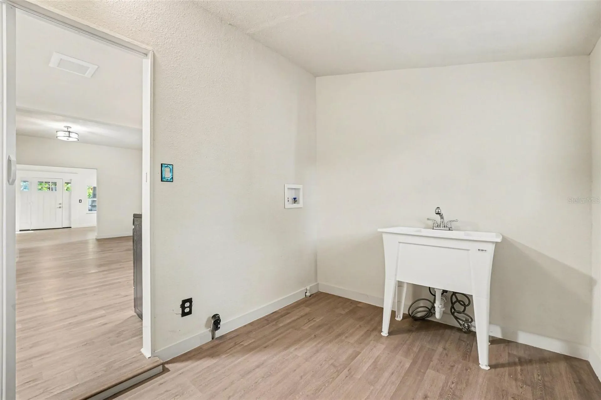 129 W Park Avenue Lake Wales FL 33853